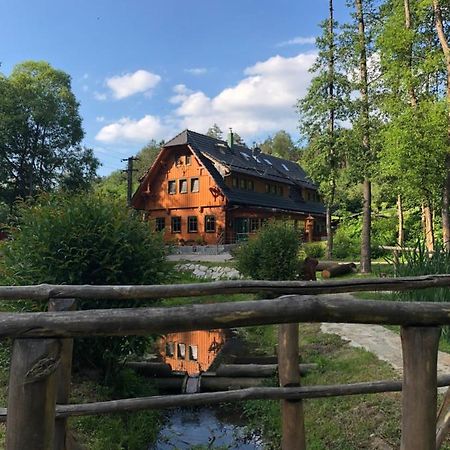 Kamenacka Myslivna Hotel Moravany  Ngoại thất bức ảnh