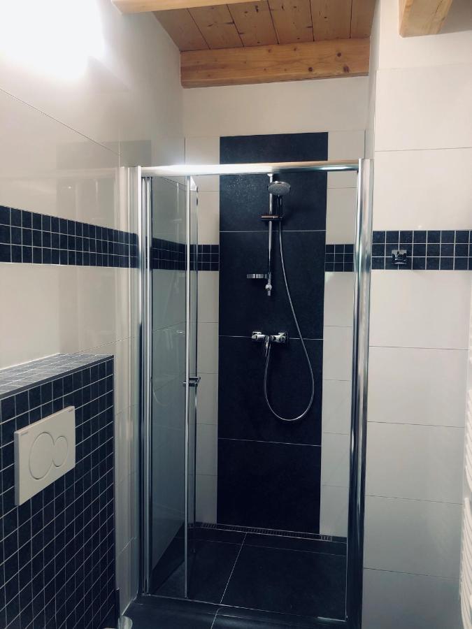 Kamenacka Myslivna Hotel Moravany  Ngoại thất bức ảnh