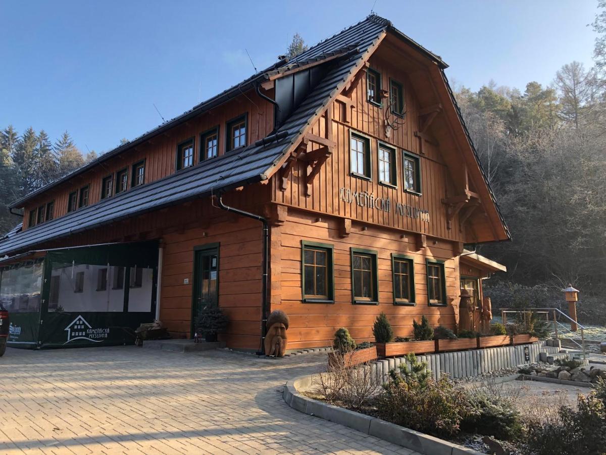 Kamenacka Myslivna Hotel Moravany  Ngoại thất bức ảnh