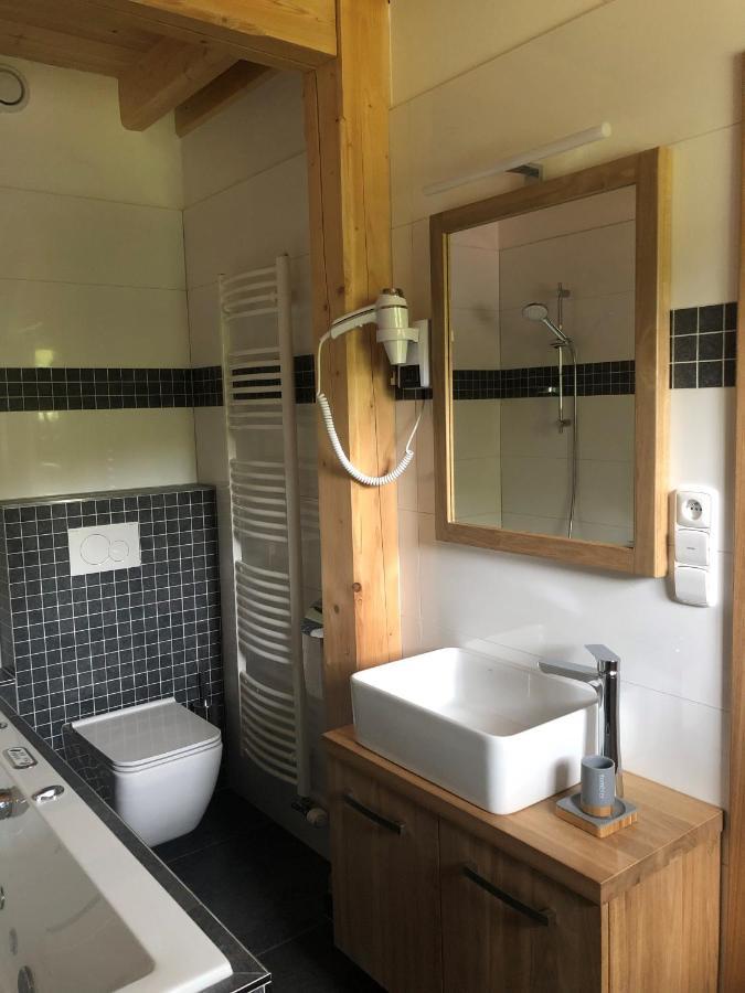Kamenacka Myslivna Hotel Moravany  Ngoại thất bức ảnh