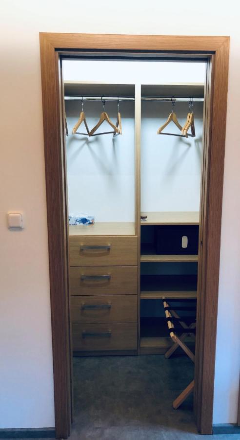 Kamenacka Myslivna Hotel Moravany  Ngoại thất bức ảnh